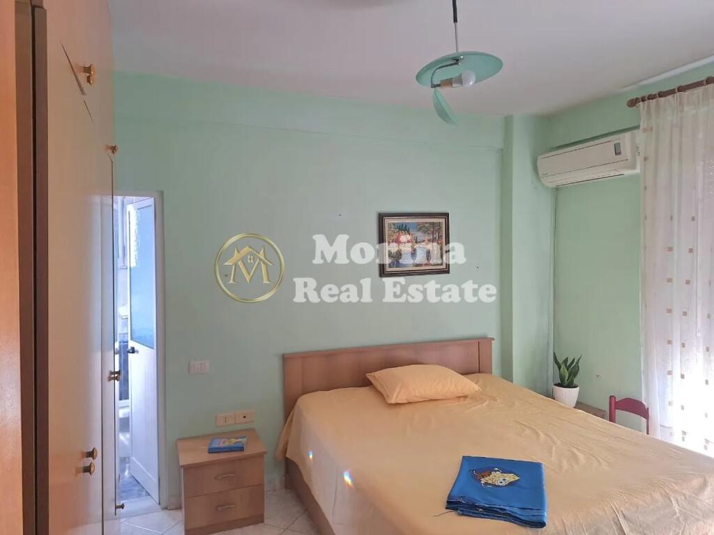 Qera, Apartament 3+1, Selvia — prane Qendres, 700 euro/muaj