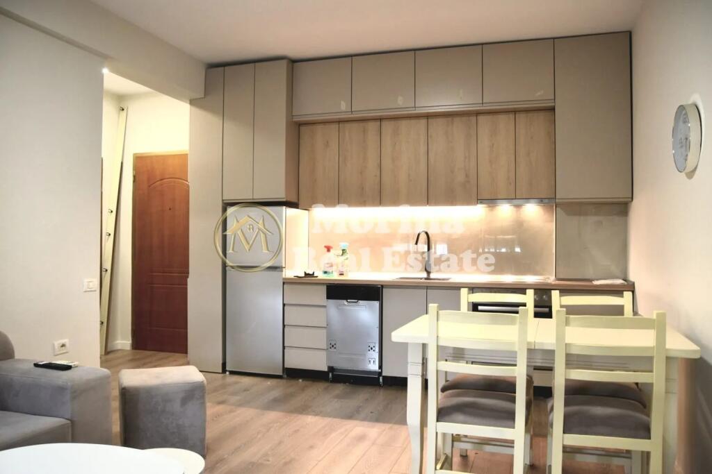Qera Apartament 1+1,Komuna Parisit, 600 Euro/Muaj