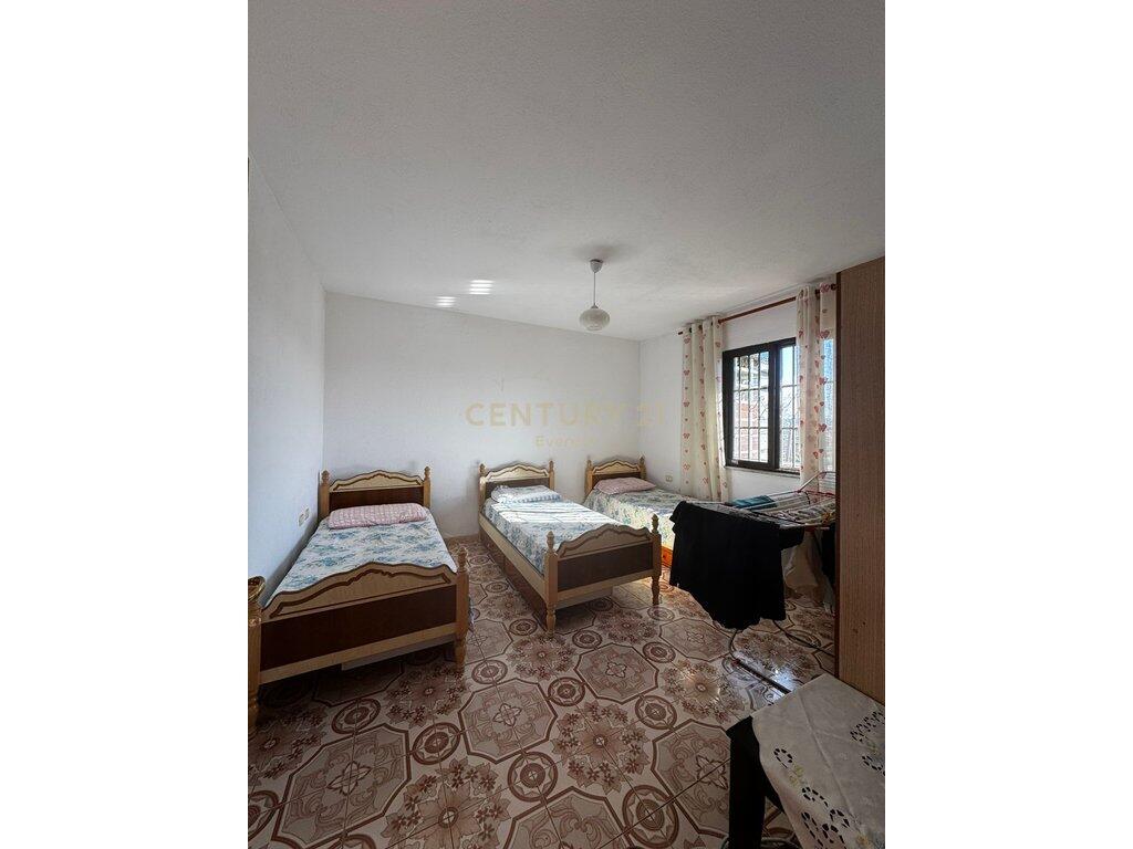Leda (everest121514) after the Aluna complex, 2+1 apartment + parking for rent 440 € /month