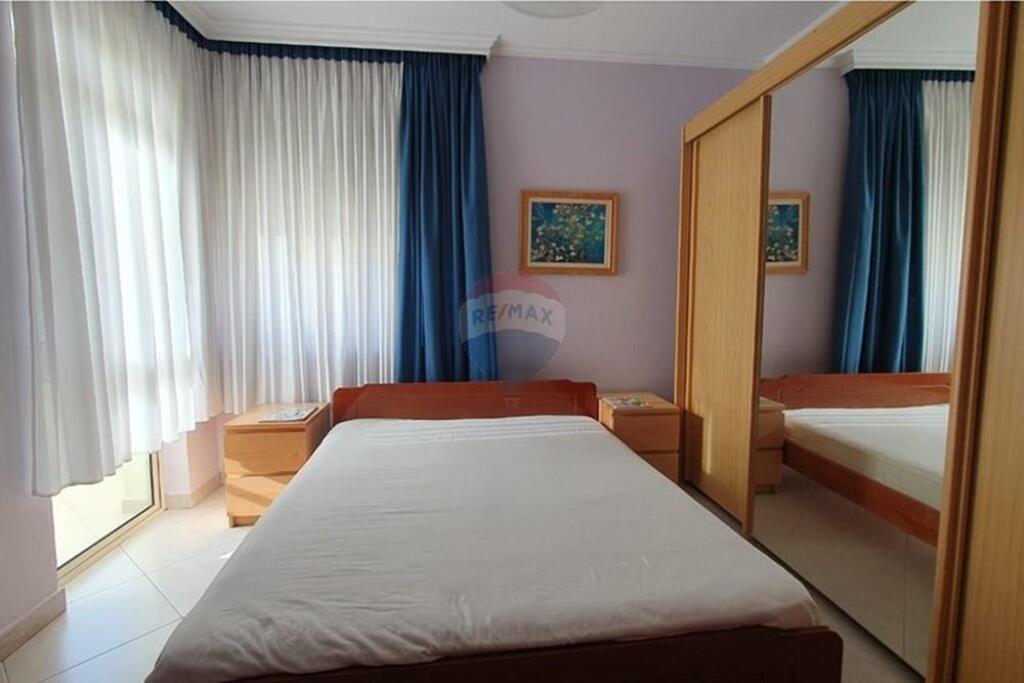 Apartament me qira 2+1+2 Komuna Parisit