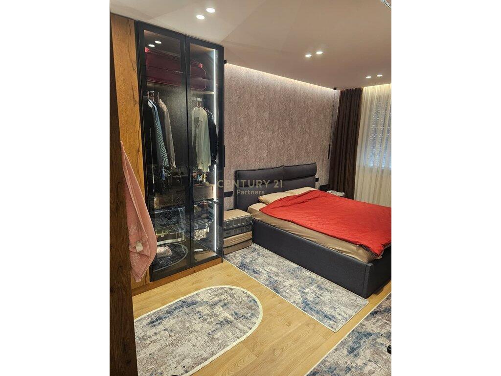 Appartamento 2+1+2 in Affitto – Astir (vicino a Bar Bohem)
