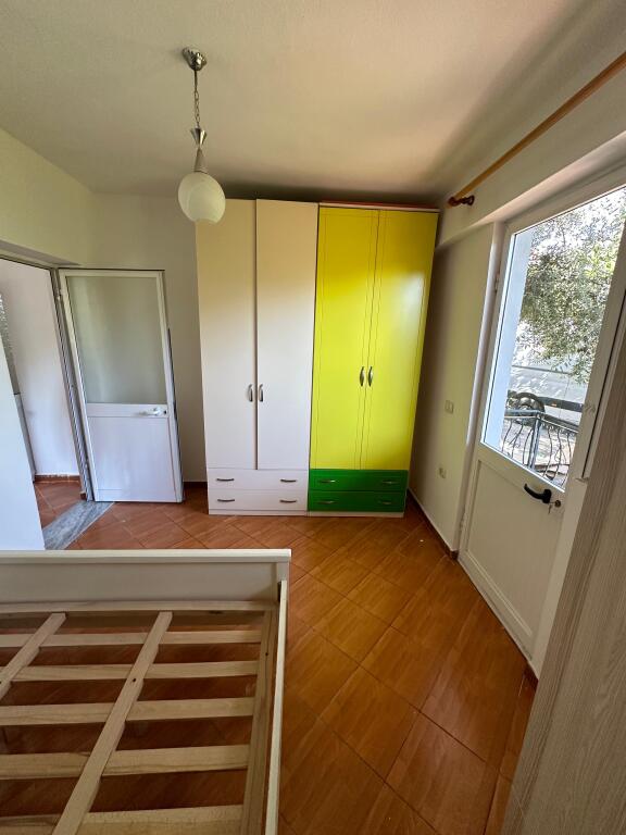 Jepet me qera 1+1 e mob te Klani, Kinostudio