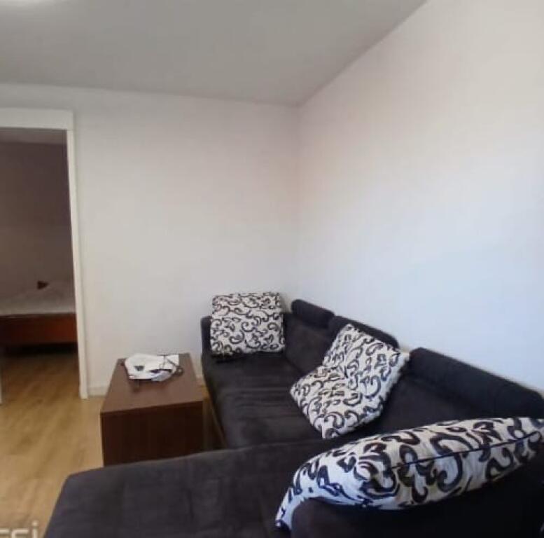 Jepet Me Qera Apartament 1+1