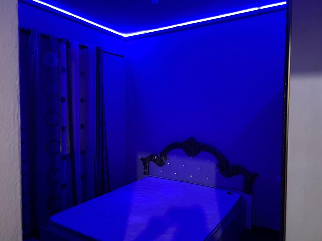 Jepet apartament 1+1 me qera tek rr Durresit prane Colosseo