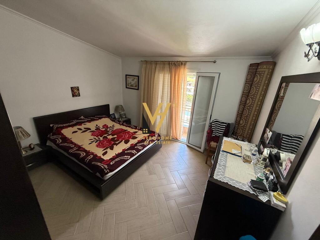 SHITET VILE 4-KATESHE NE SELITE 800.000 EURO