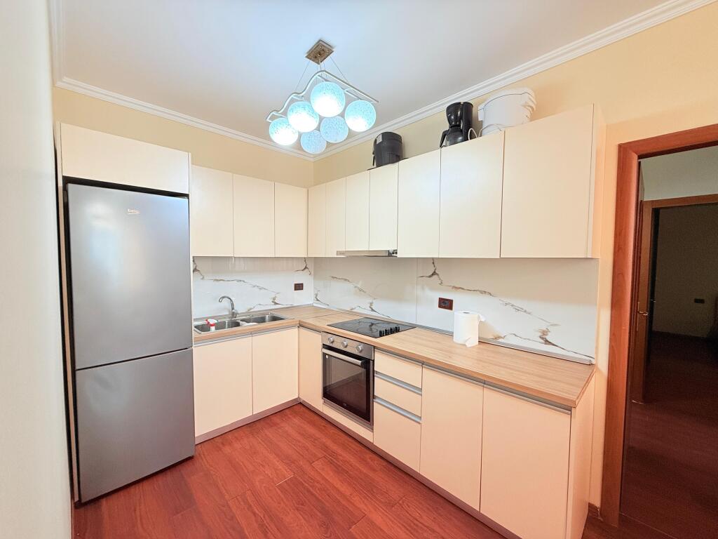 🏠 Apartment 2+1 for rent – near the Ministry of Foreign Affairs, Tirana