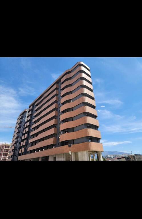 Jepet apartament 2+1 me qera