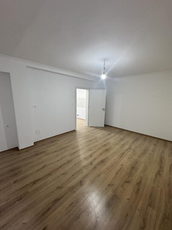 ‼️Shesim apartament 2+1 prane Rr. Se Kosovareve‼️