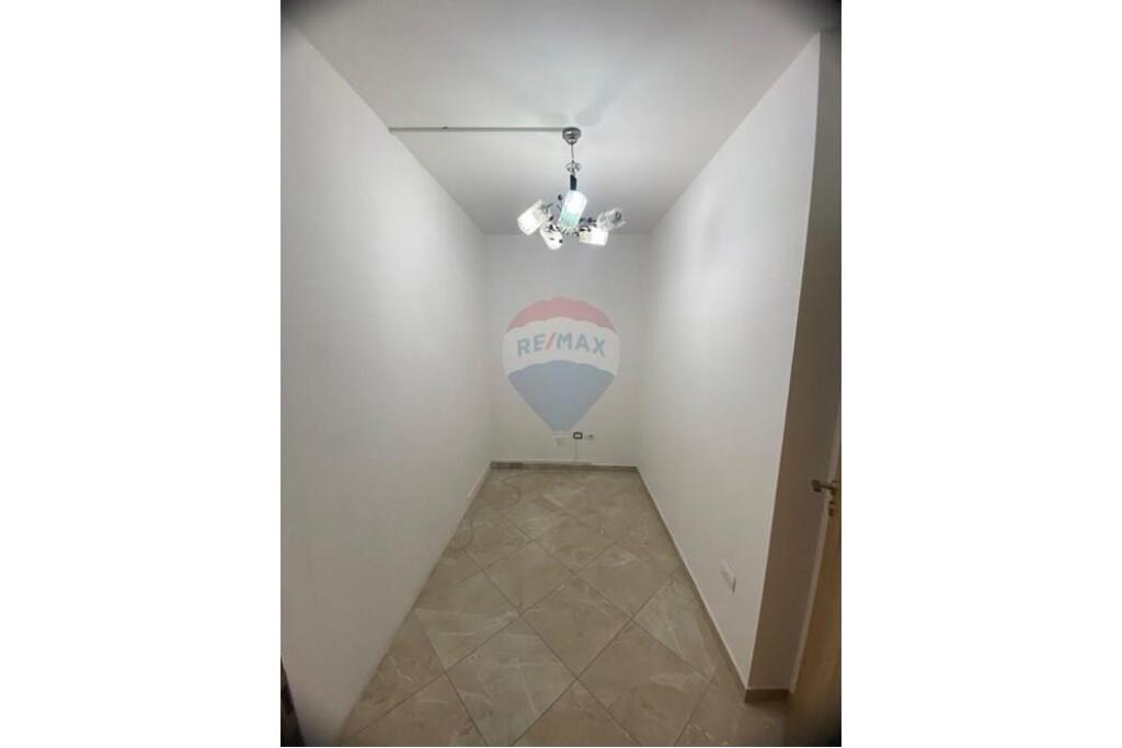 Apartment 2+1 for rent Mine Peza !