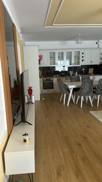 2+1 apartment for rent at Lakelande Residence