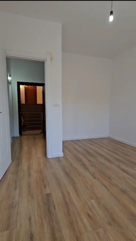SHITET APARTAMENT 1+1 BUZE RRUGES KAVAJES