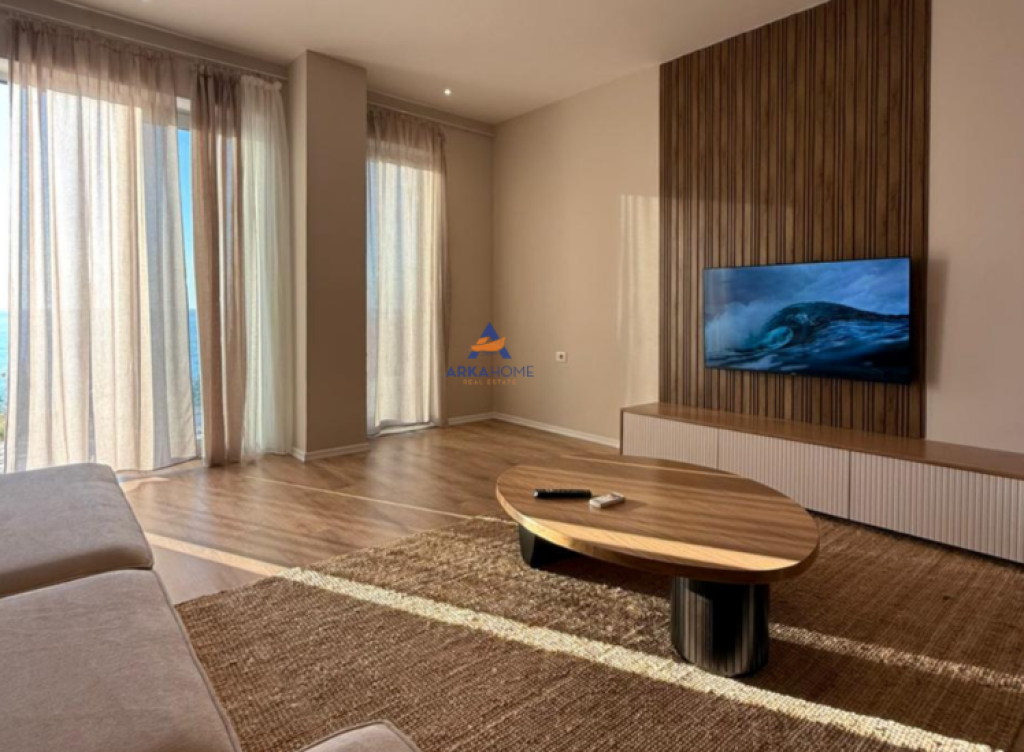 JEPET APARTAMENT ME QERA 2+1+VERANDE "PRANE LUNGOMARE,REZIDENCA ODEON,VLORE" 600 EURO