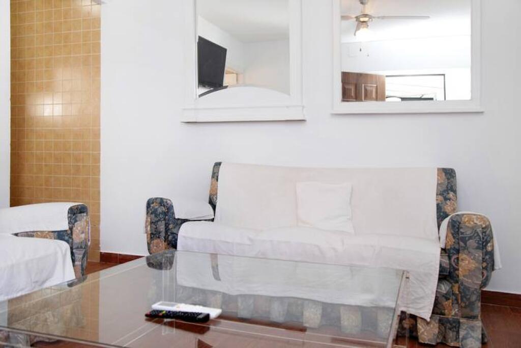 Apartament Me Qera 1+1 Tek Rruga E Durresit (ID B211376) Tirane