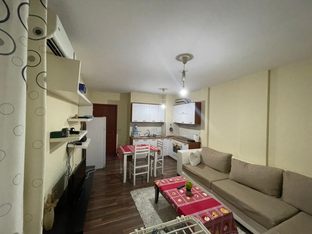 Apartment 1+1 for rent – Dry Lake, Tirana