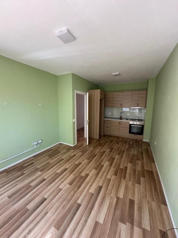 Apartament bosh ne astir