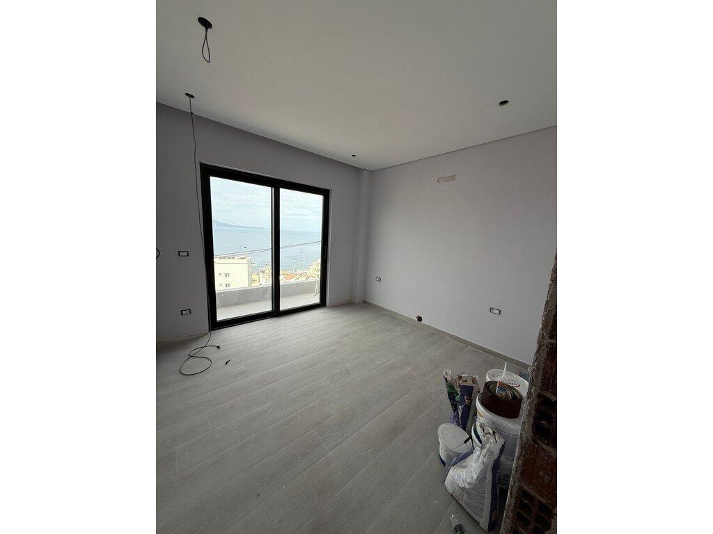 LEDA(plus121548)sarande,japim me qera vjetore vile ne rr. panorama me pamje nga deti-14,000 €/muaj