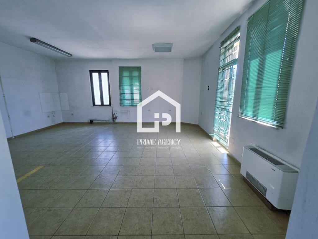 FOR RENT: 3-STOREY VILLA - FOR BUSINESS/area: DINAMO STADIUM