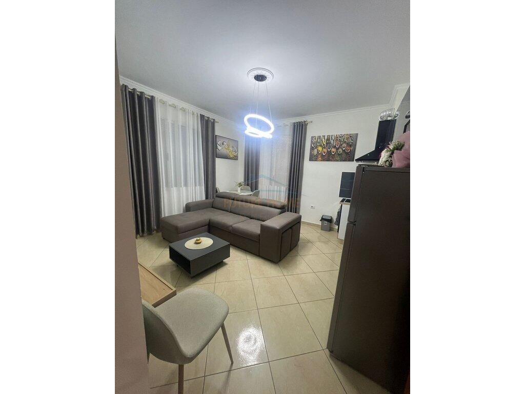 Affitto, Appartamento 1+1, Fresku, Tirana