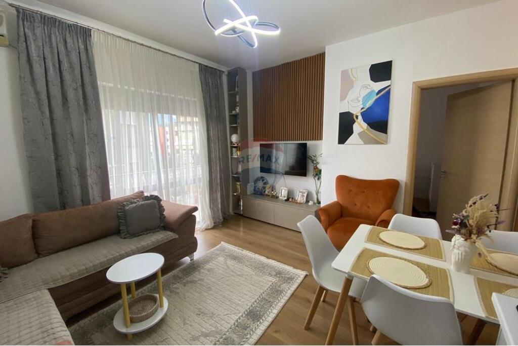 SHITET, APARTAMENT 1+1, FRESKU, TIRANE ID: 530581007-57