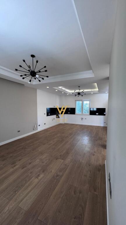 ATTACHED VILLA FOR RENT IN FARKE 1,800 EURO
