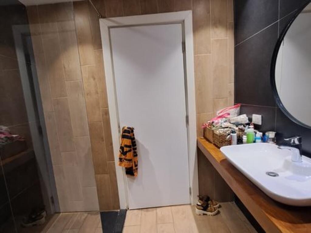 Affitto, Duplex 2+1, 1° Piano, 900€ Residenza Kodra e Diellit 2, Tirana