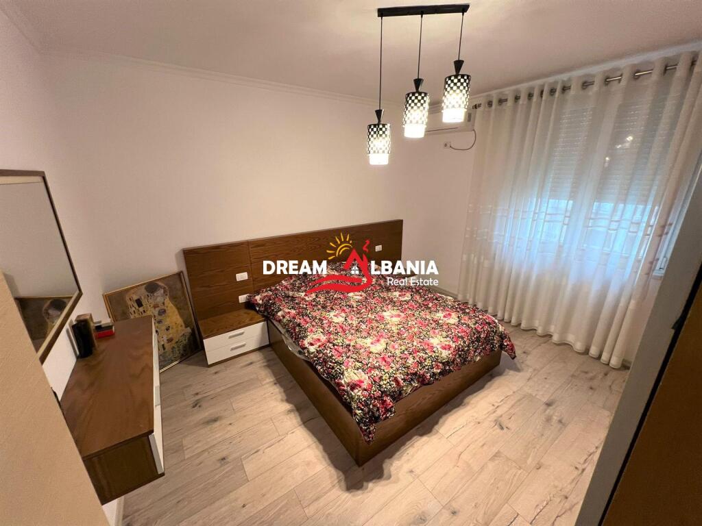 Appartamento 2+1 in affitto al 21 Dhjetori nel Complesso "Kontakt" a Tirana (ID 42214693)
