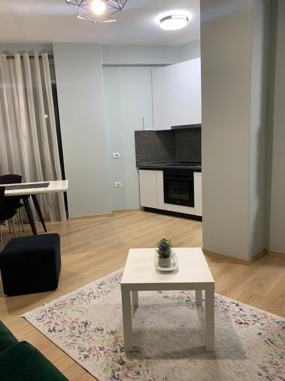 Affittasi appartamento 2+1 – Complesso Oasis 1, Tirana