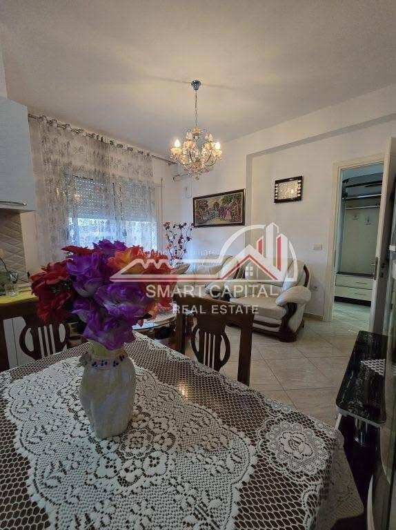 APARTAMENT 1+1 ME QIRA NE SKELE, VLORE!