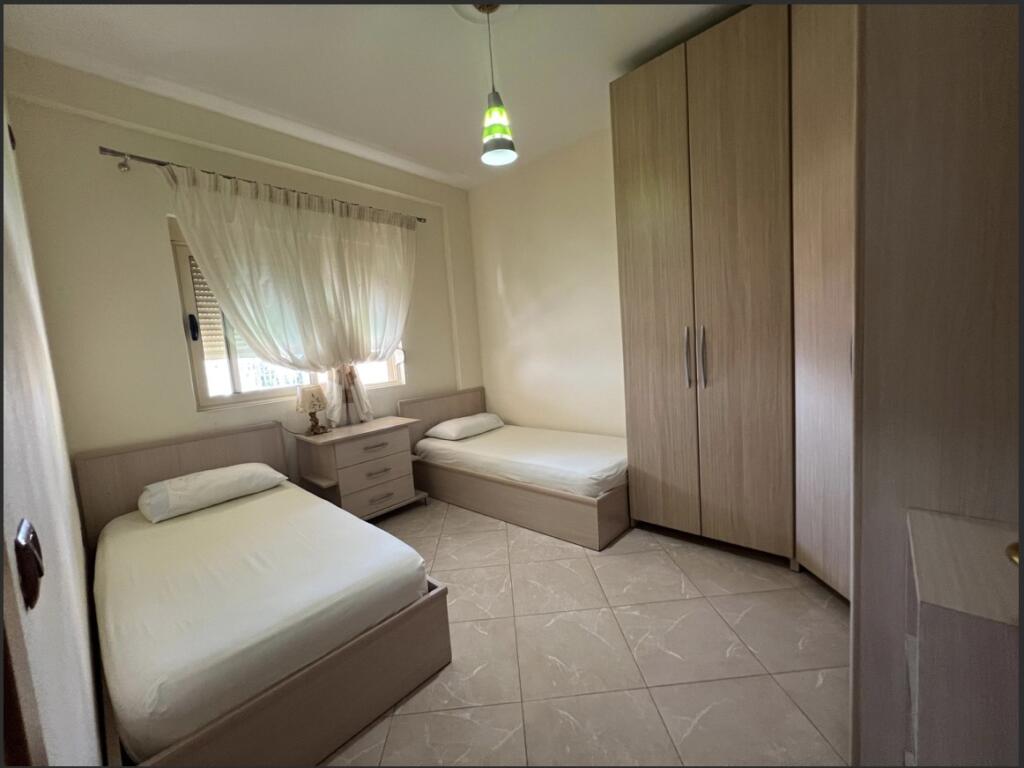 Apartament 1+1 te Rruga e Kavajes per qira