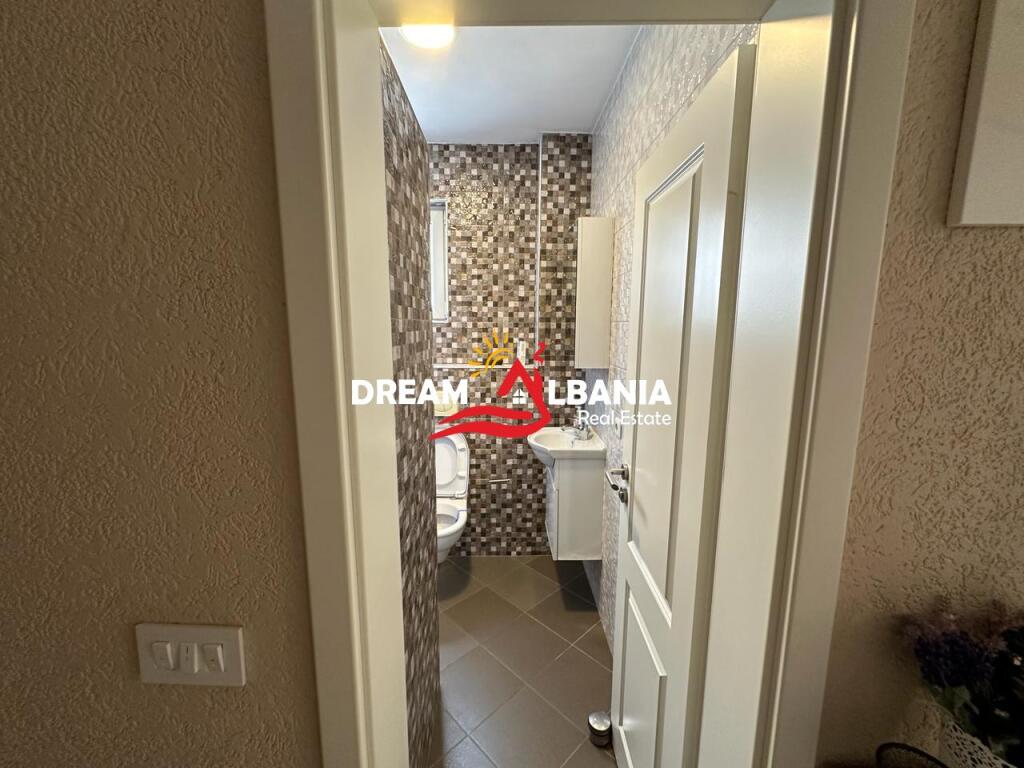 Apartament 3+1 me Qera tek Rruga e Kavajes  prane Xhamise “Dine Hoxha” ne Tirane (ID 4231384)