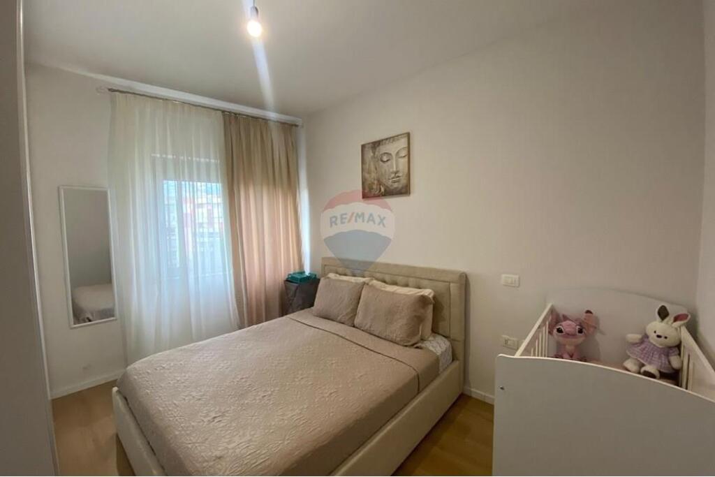 SHITET, APARTAMENT 1+1, FRESKU, TIRANE ID: 530581007-57