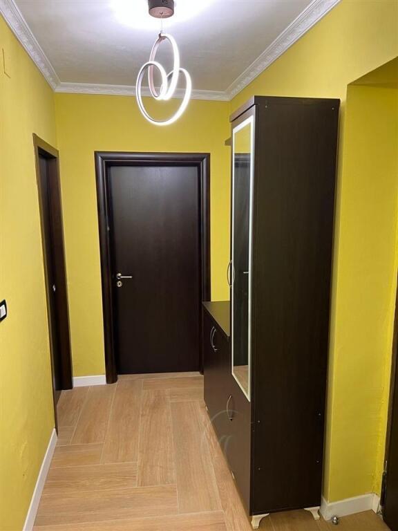 Appartamento 1+1+1 Balcone In Affitto