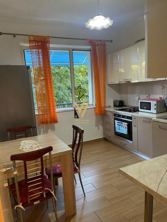 JEPET APARTAMENT 1+1+BLK ME QERA TE MYSLYM SHYRI 600 EURO
