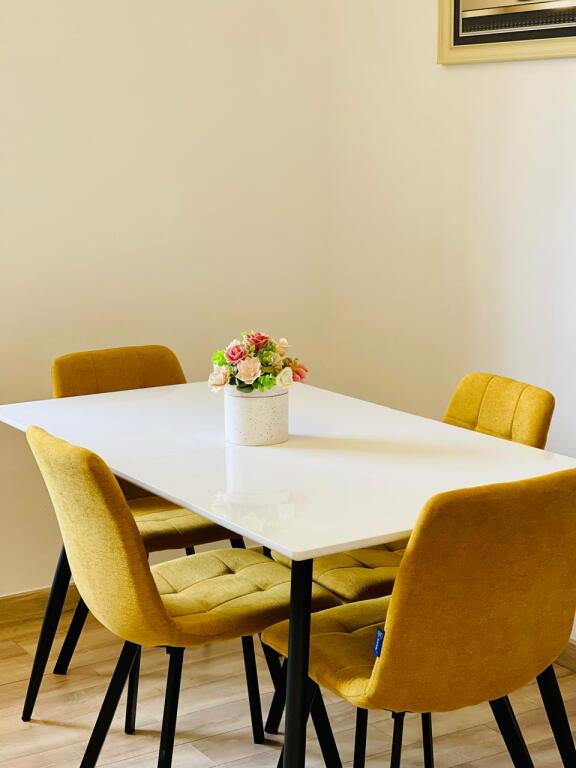 Jepet me qira apartament 2+1 Kodra e Priftit