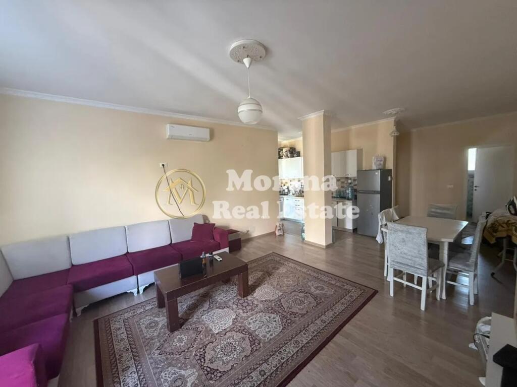 Qera ,Hyrje private  2+1, Amerikan II , 500 Euro/Muaj