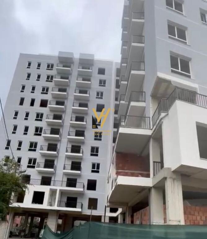 SHITET APARTAMENT 1+1+BLK TE QSUT, RRUGA E DIBRES 116.000 EURO