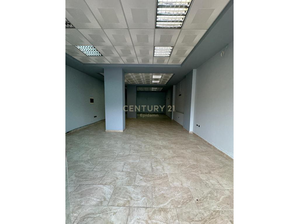 Ambient komercial për qira tek Lagjia e Re, Durrës 400€ | 90 m² 400 € /Muaj