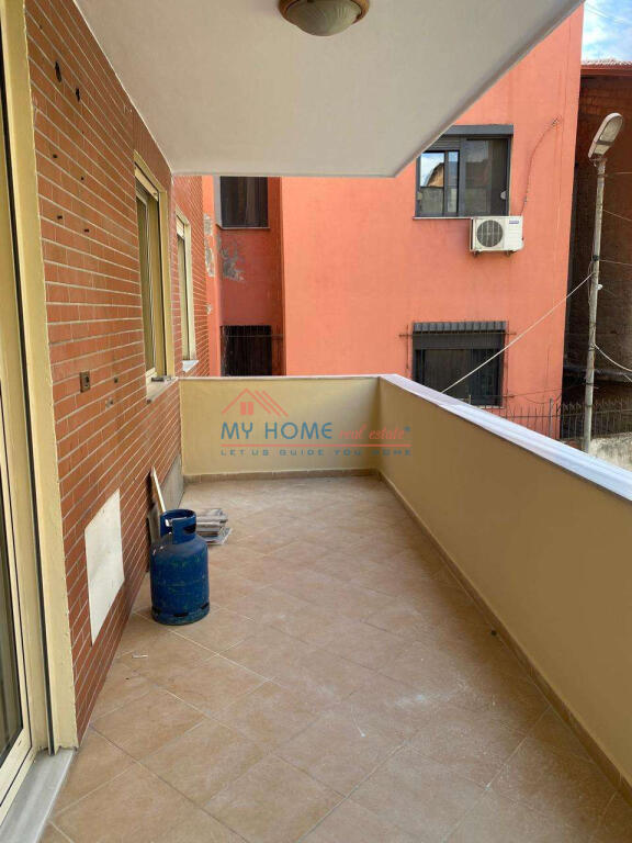 Office for rent on Tefta Tashko street in Tirana