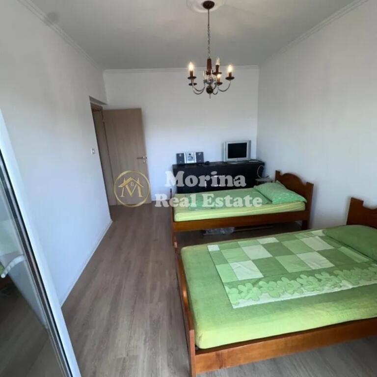 Shitet Apartament 2+1, Rruga Bardhyl, 147.000 Euro