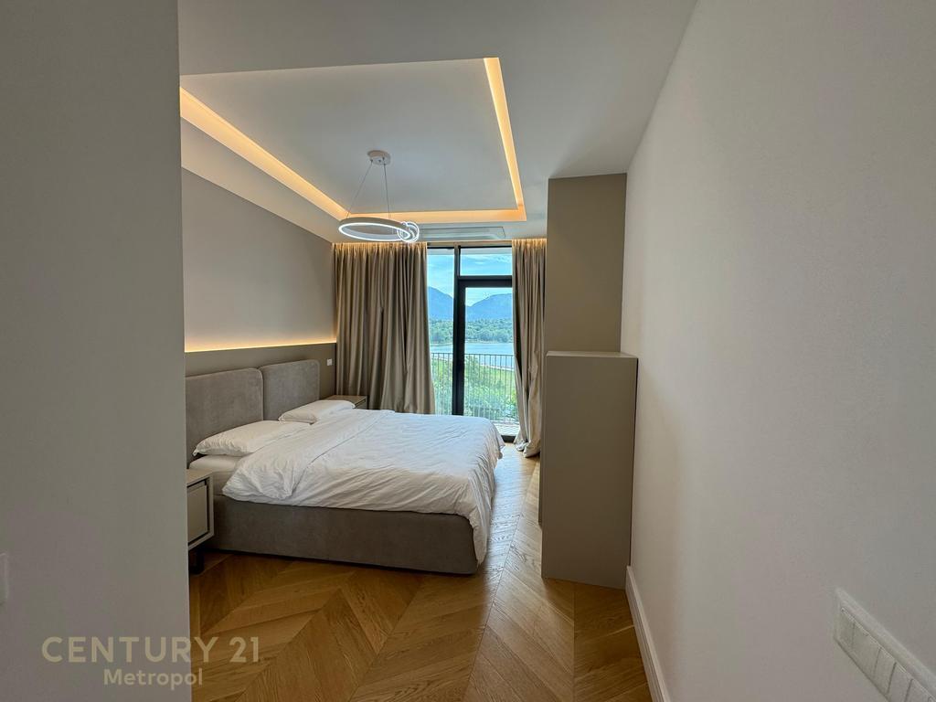 APARTAMENT 2+1+2 TEK LAKE VIEW RESIDENCE + 1 POST PARKIMI!