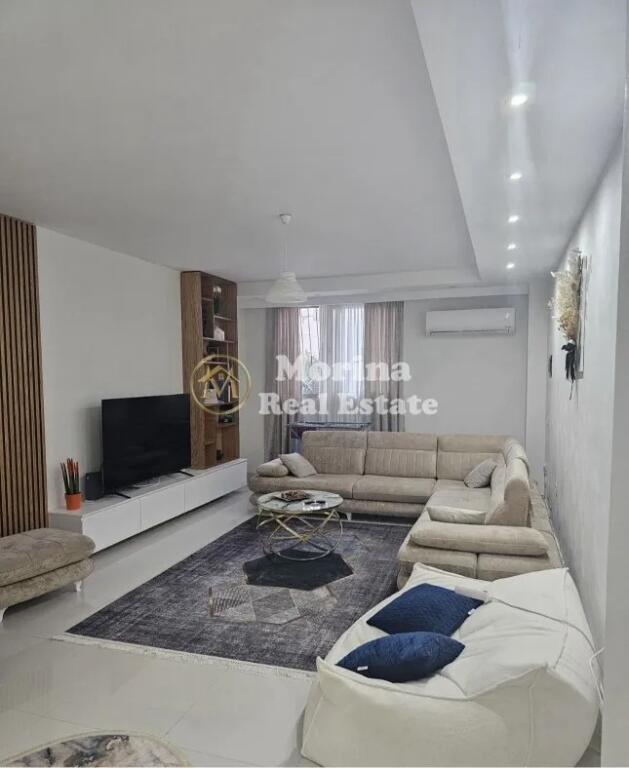 Shitet Apartament 1+ 1, ne Fresk, Rruga Sotir Caci,  Cmimi 119000 Euro.