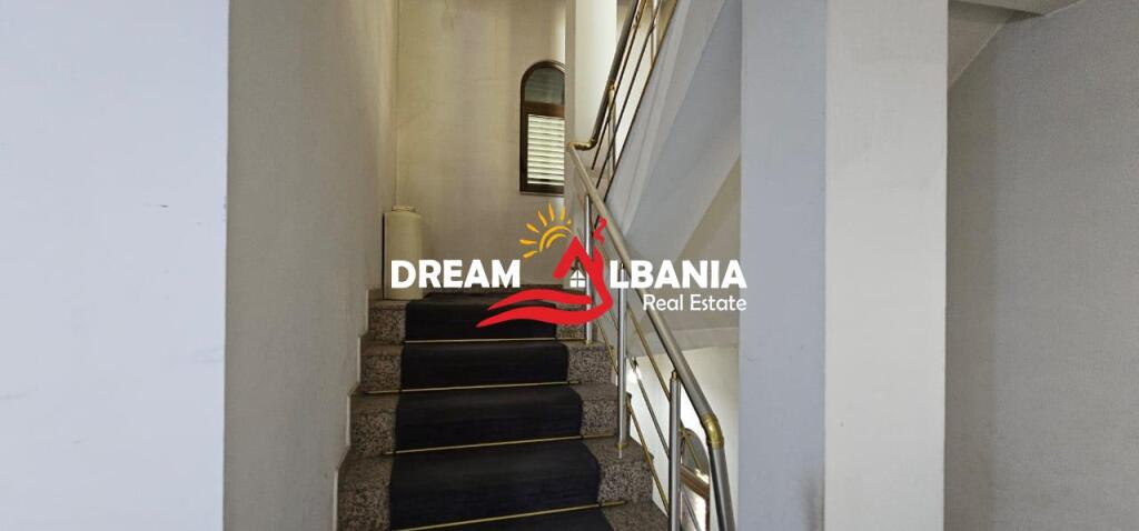 Apartment 1+1 for rent, on a villa floor near the North Bus Terminal, Tirana (ID 4251417)
