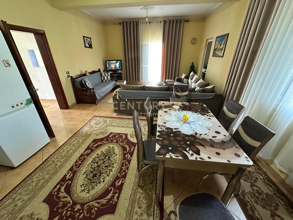 LEDA (atrium118496) villa in vendita a Shkoze vicino a Kryegjyshata-230,000 €