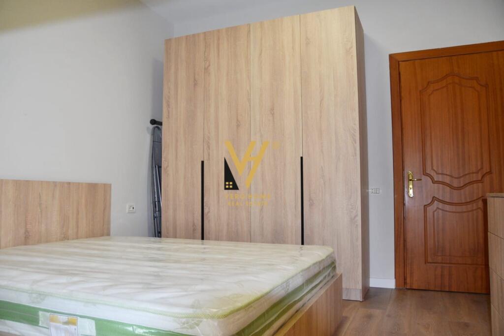 JEPET APARTAMENT 1+1+BLK ME QIRA TE KOMUNA E PARISIT 60.000 LEKE