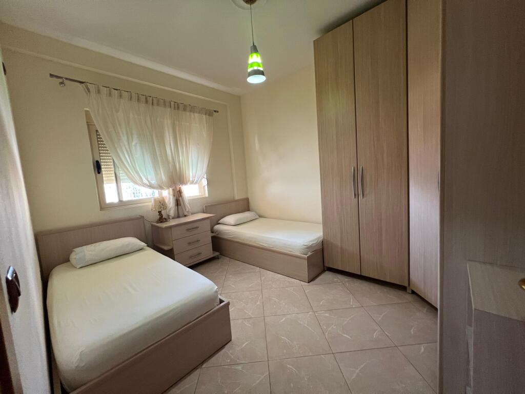 QIRA APARTAMENT 1+1 - RRUGA E KAVAJES