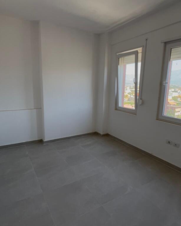 Apartment for sale in Kamez