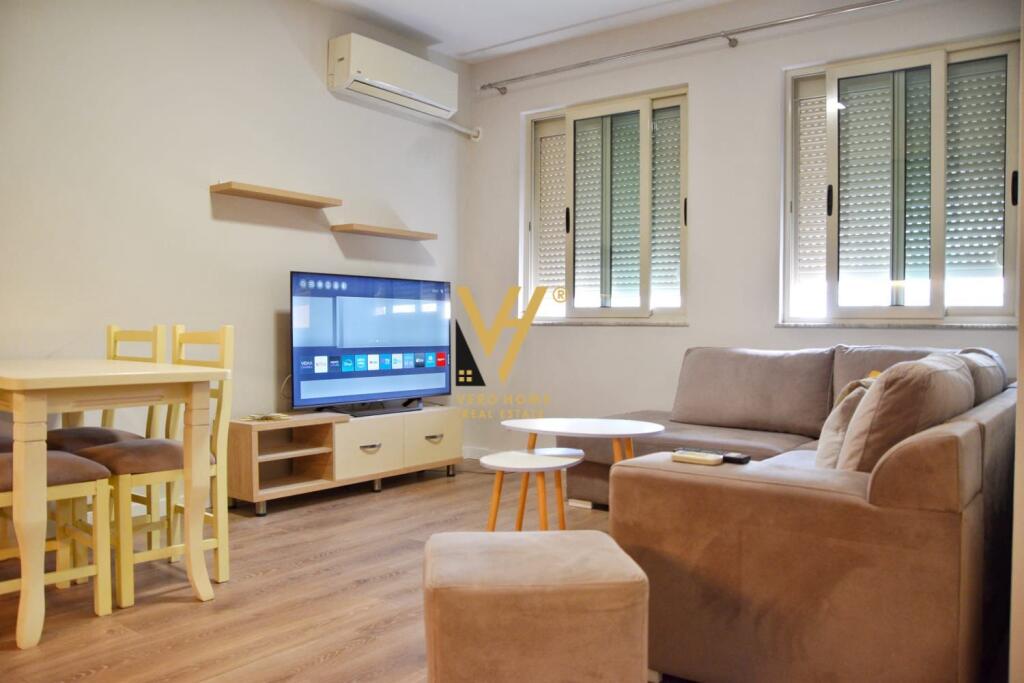 JEPET APARTAMENT 1+1+BLK ME QIRA TE KOMUNA E PARISIT 60.000 LEKE