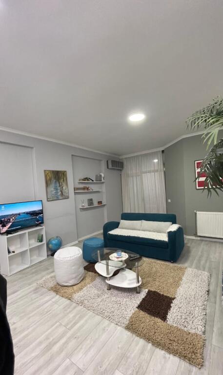 APARTAMENT 1+1 ME QERA - KOMUNA E PARISIT KOMPLEKSI KIKA 1