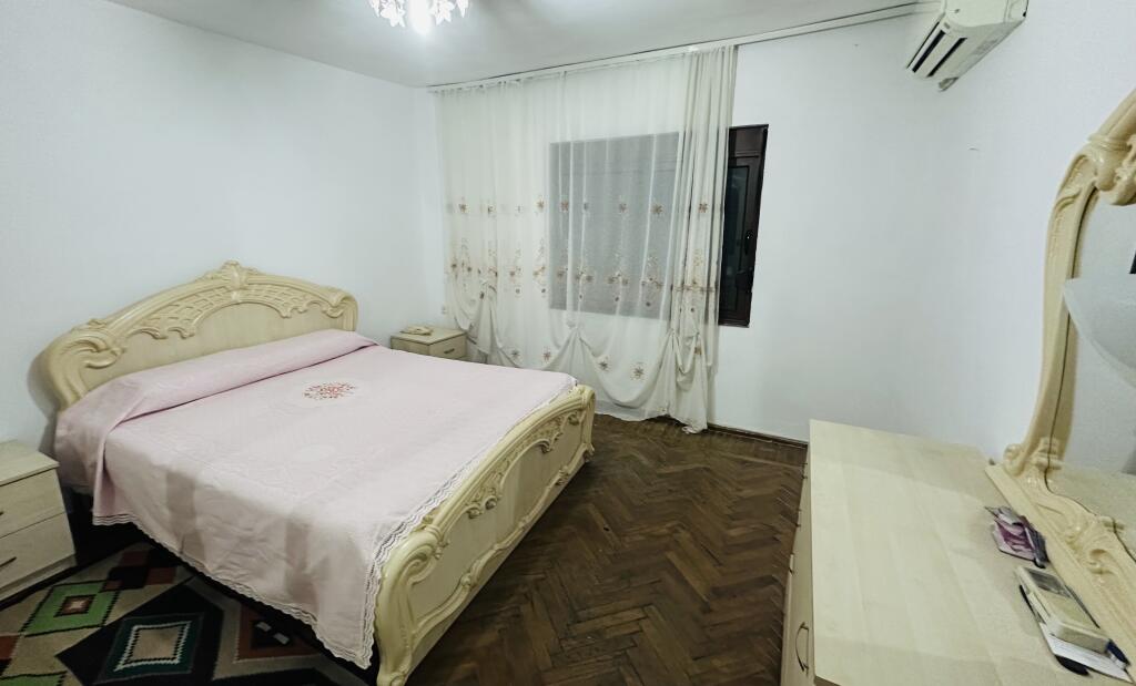 Jepet Me Qera Apartament 1+1+1 Ballkon