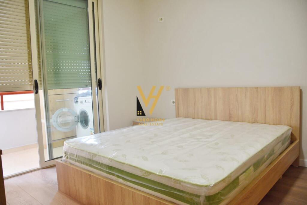 JEPET APARTAMENT 1+1+BLK ME QIRA TE KOMUNA E PARISIT 60.000 LEKE